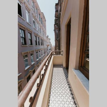 Galadoo Suites 3rd Floor Estambul Exterior foto