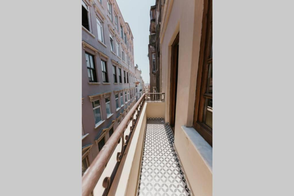Galadoo Suites 3rd Floor Estambul Exterior foto